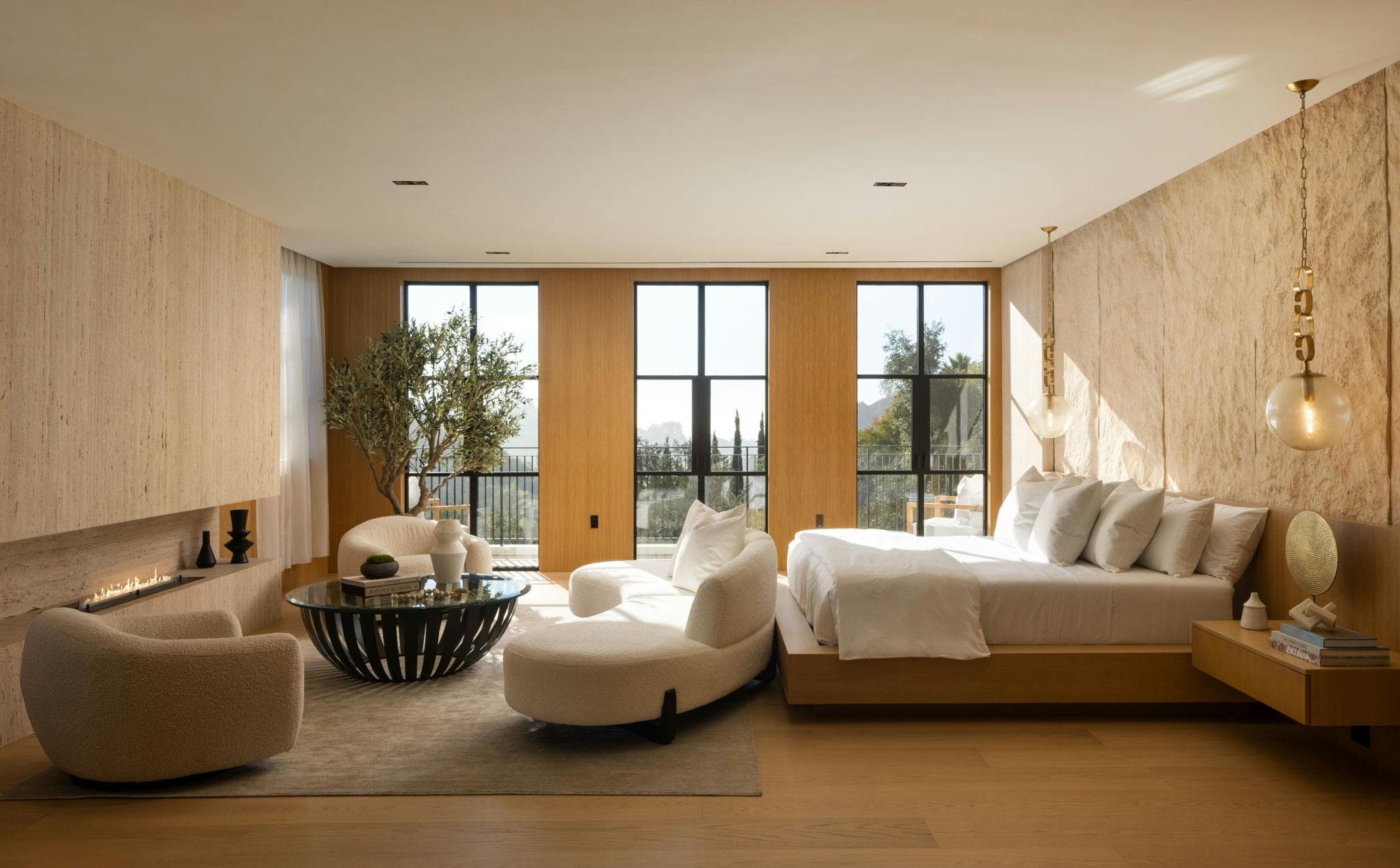 Meridith-Baer-Home-Home-Staging-Estates-Southern-California-Oliveto-Vale-Bedroom